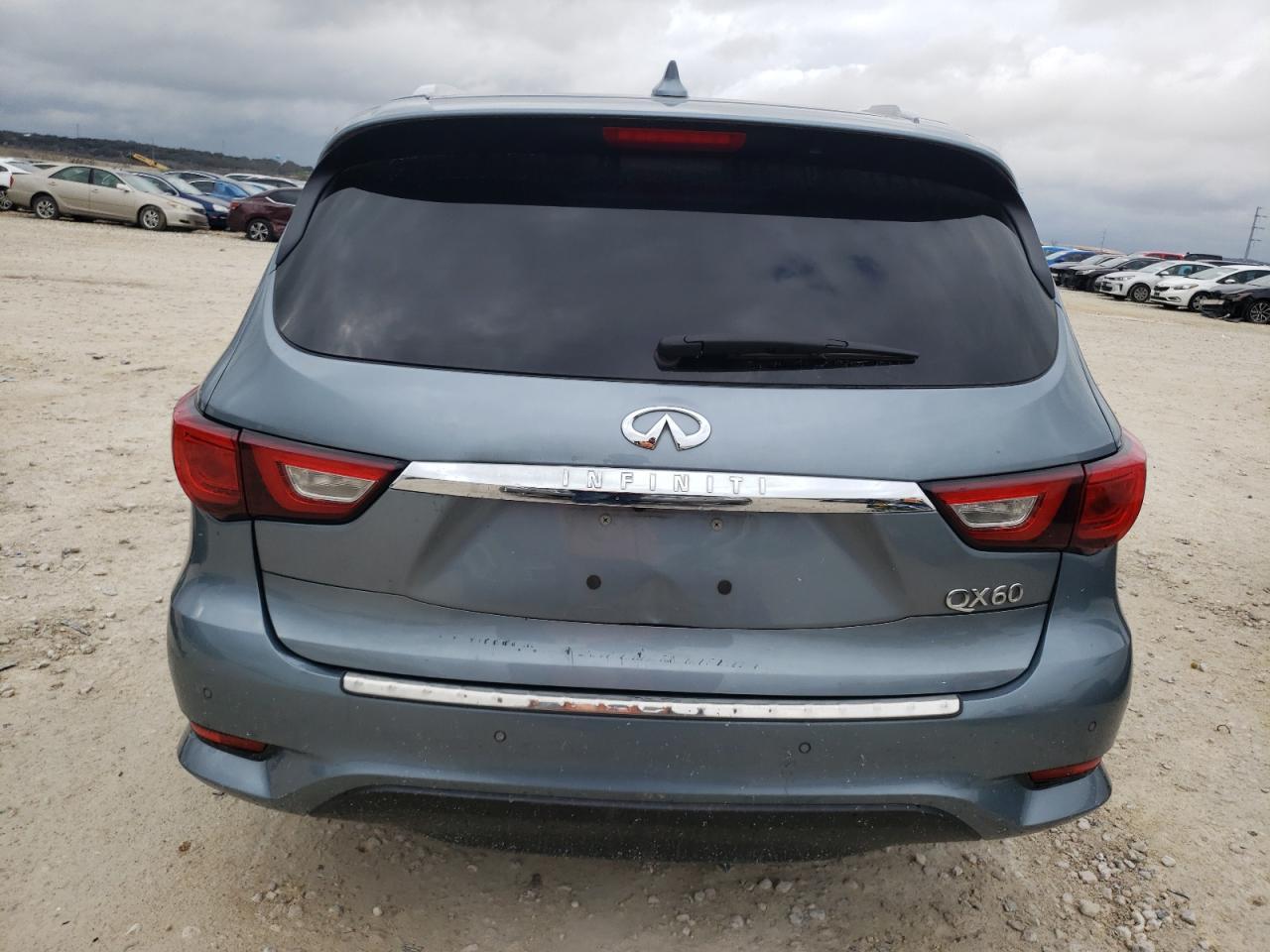2017 INFINITI QX60 - Image 6