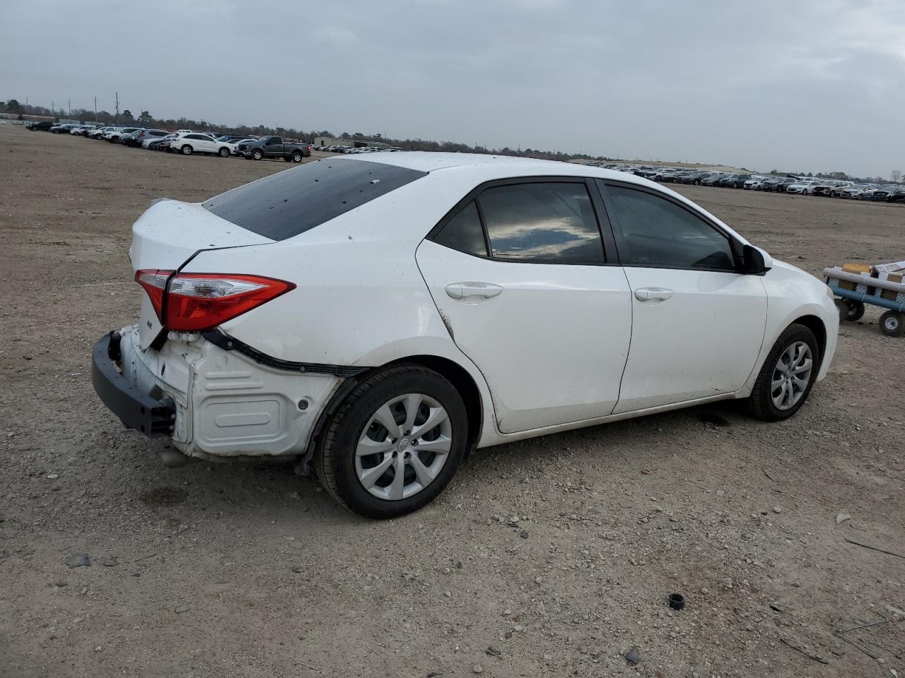 2016 TOYOTA COROLLA L - Фото 3