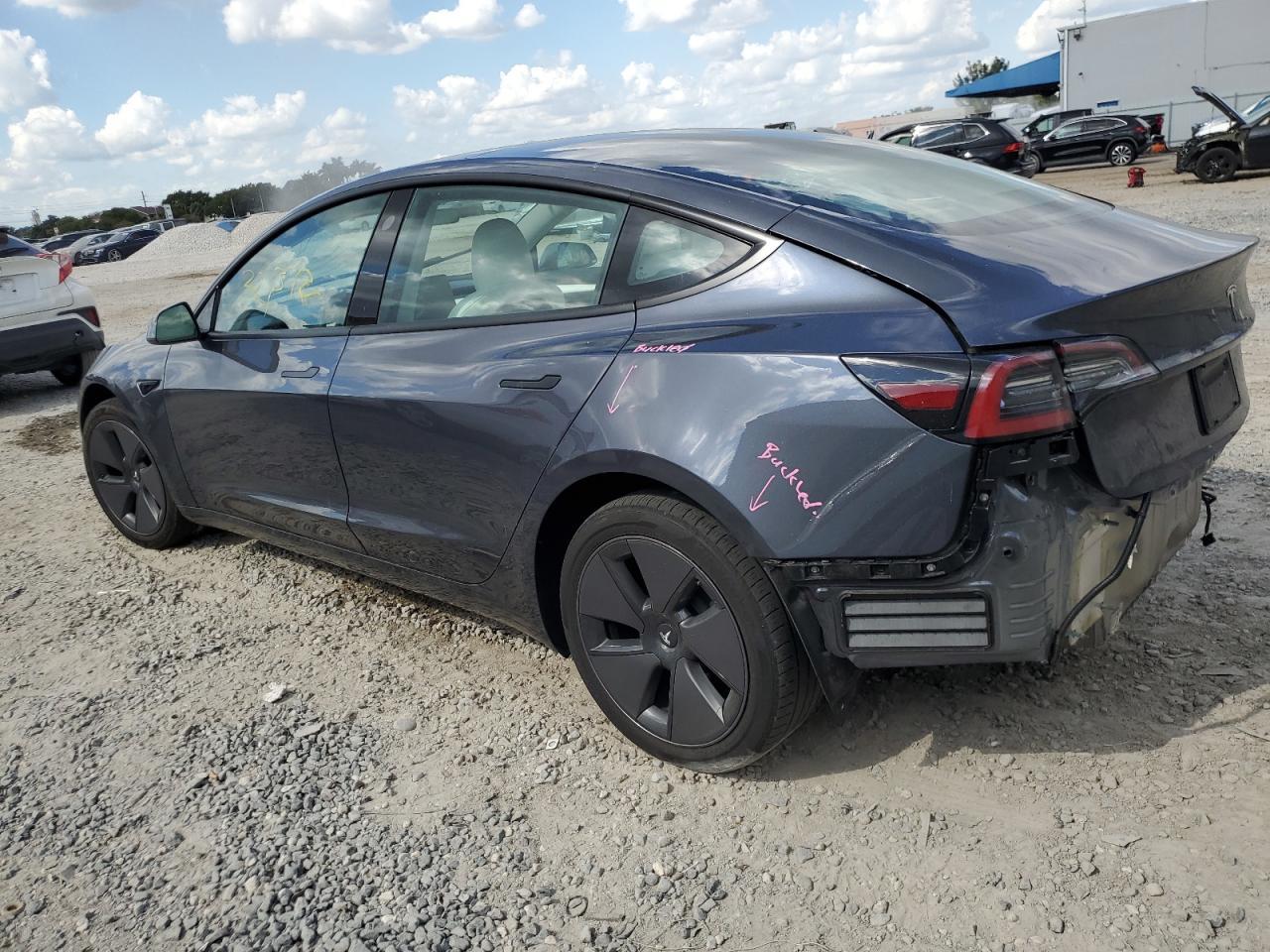 2022 TESLA MODEL 3 - Image 2