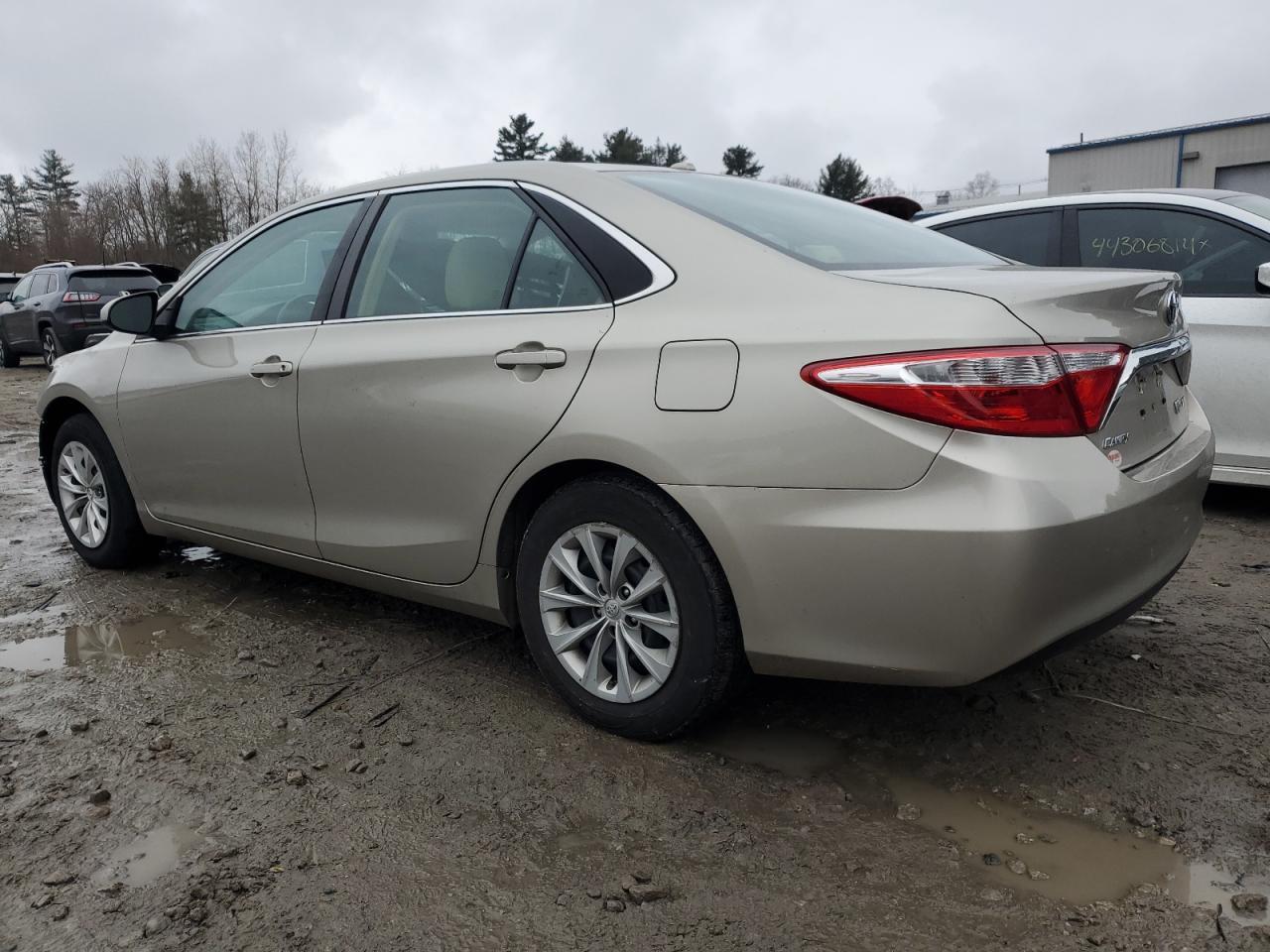 2016 TOYOTA CAMRY HYBR - Фото 2