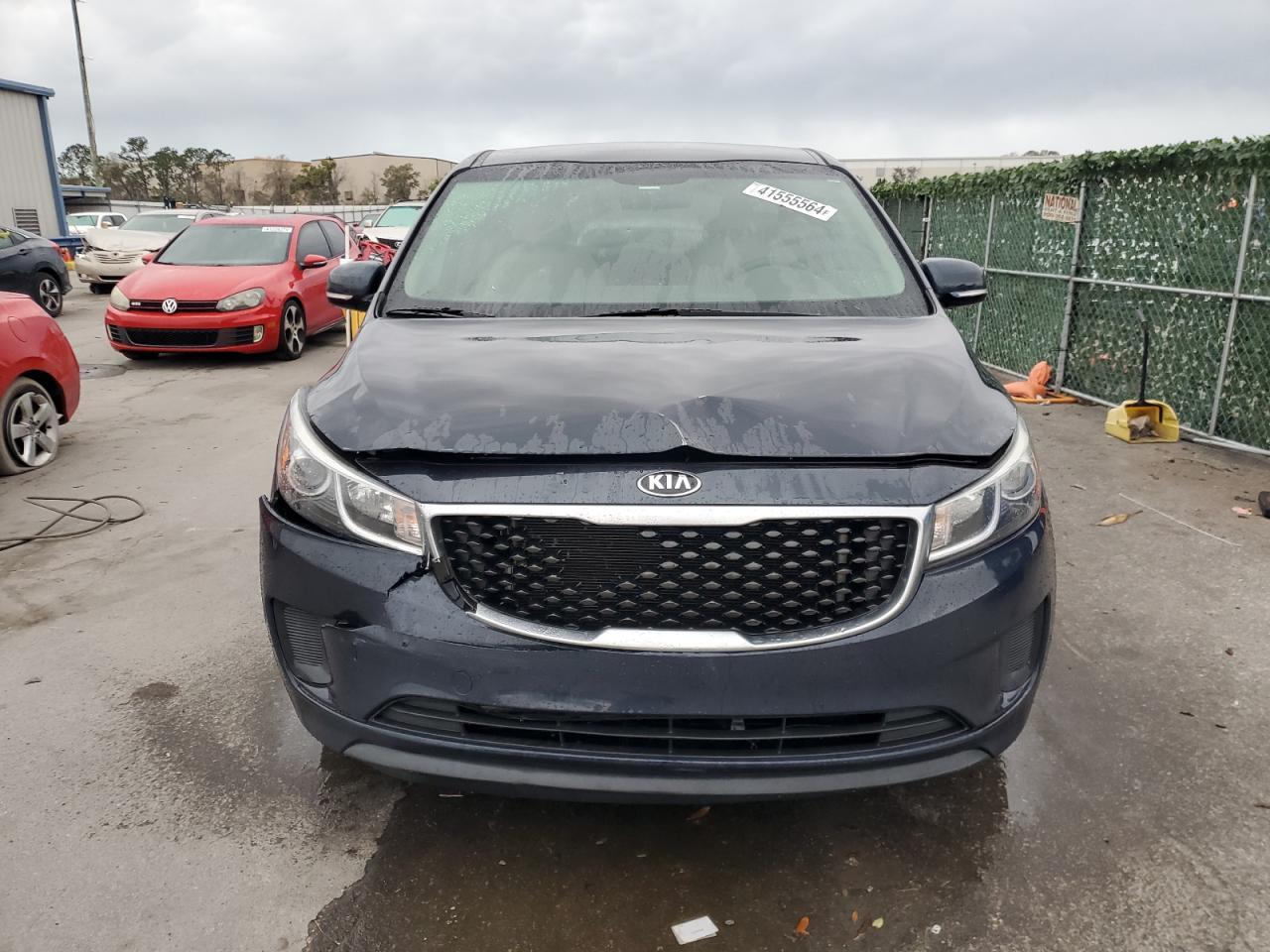 2017 KIA SEDONA LX - Image 5