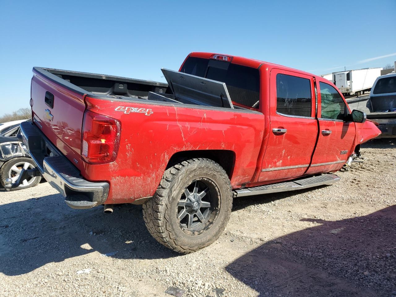 2017 CHEVROLET SILVERADO - Image 3