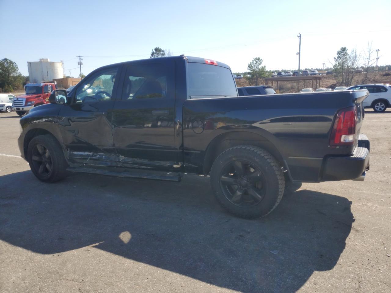 2014 RAM 1500 ST - Image 2