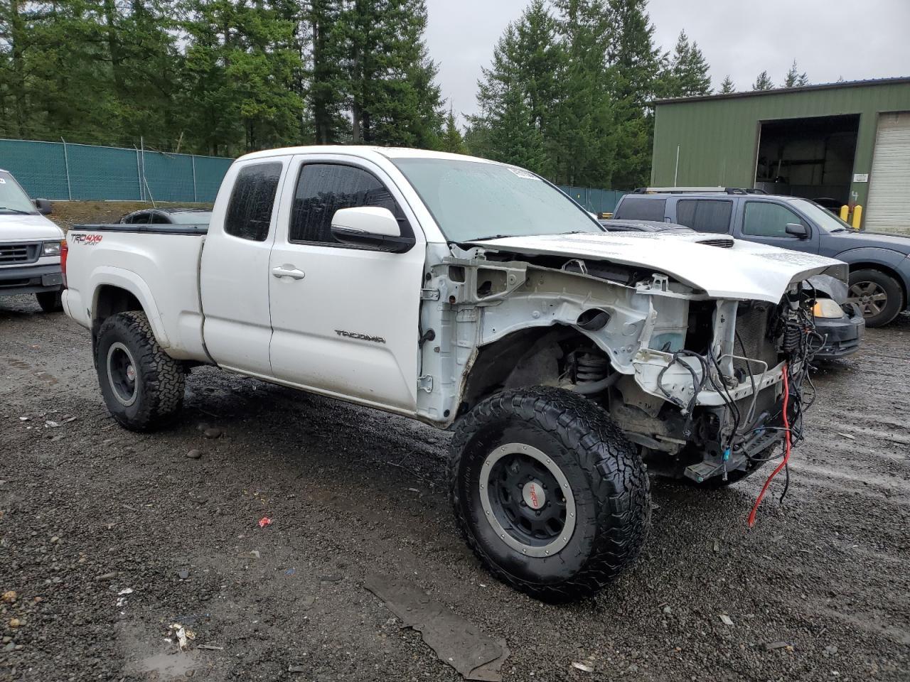 2017 TOYOTA TACOMA ACC - Фото 4