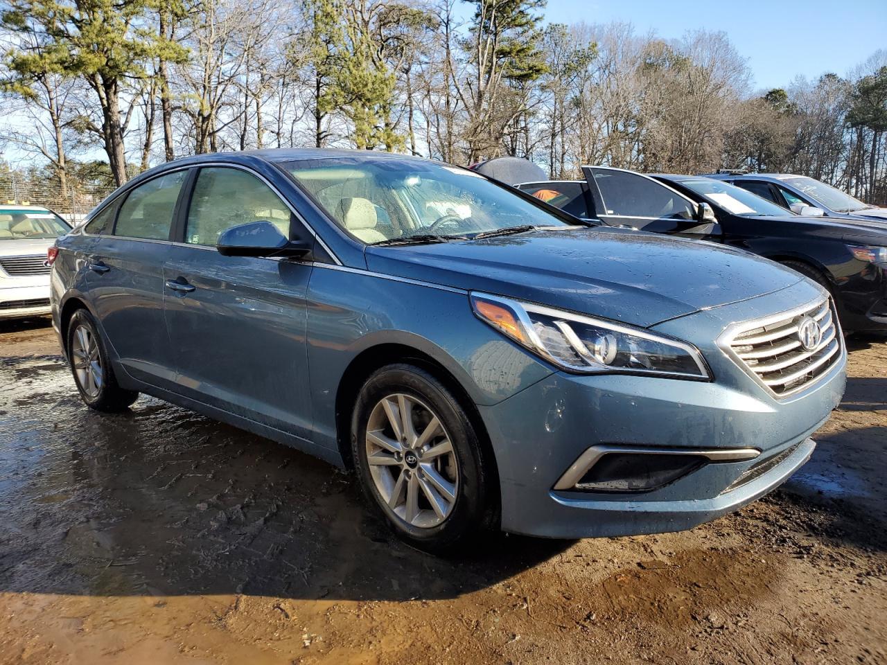 2017 HYUNDAI SONATA SE - Фото 4
