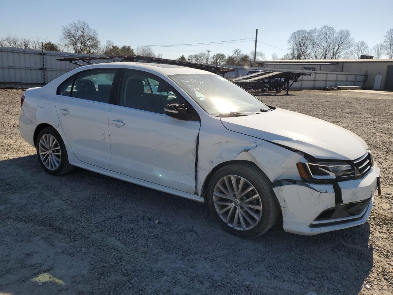 2016 VOLKSWAGEN JETTA SEL - Image 4