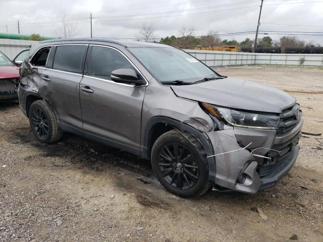 2019 Toyota Highlander Se - Фото 4
