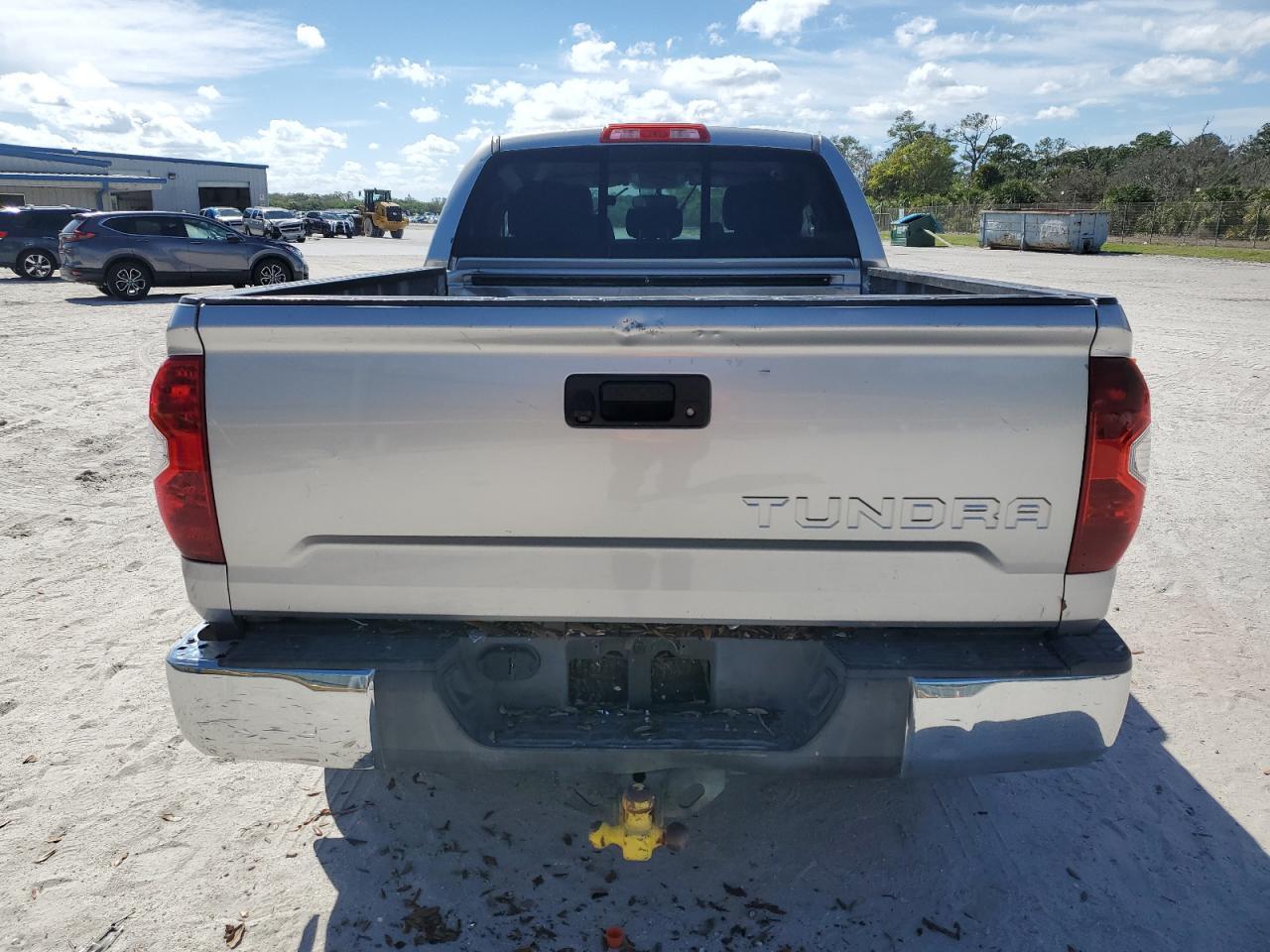 2014 TOYOTA TUNDRA DOU - Image 6