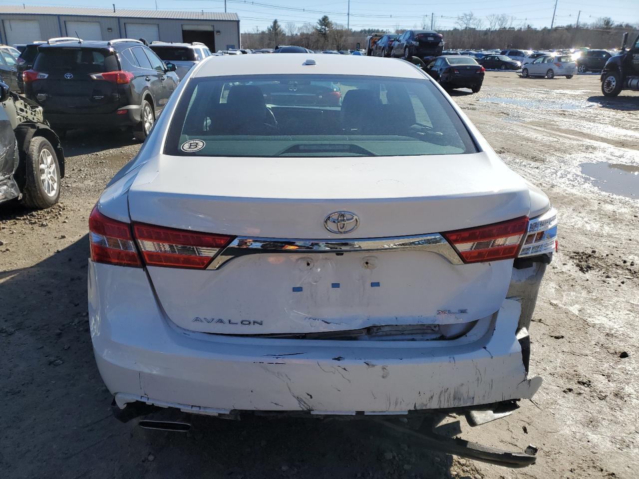 2015 TOYOTA AVALON XLE - Image 6