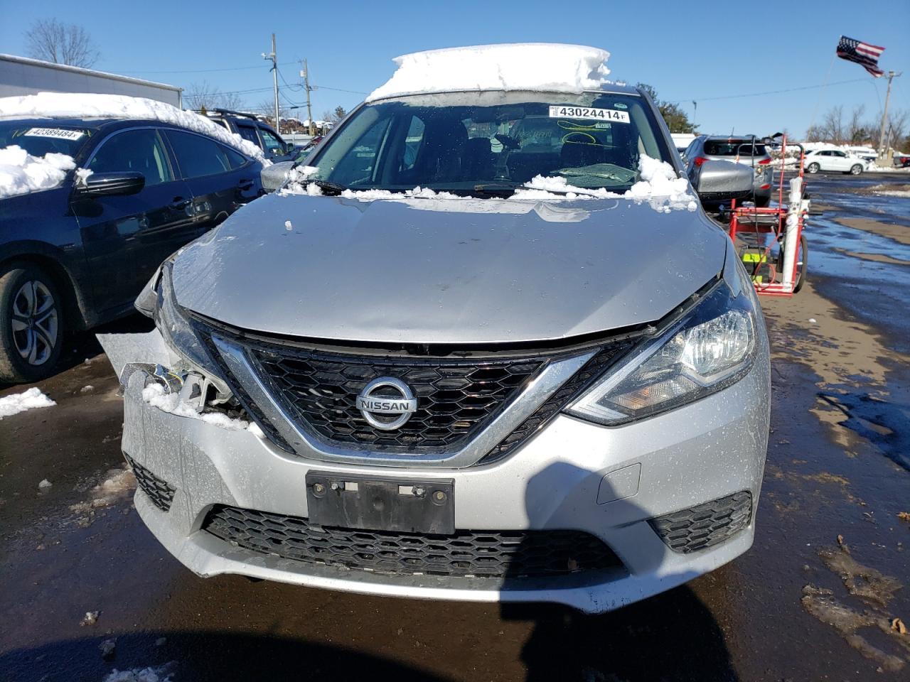 2017 NISSAN SENTRA S - Фото 5