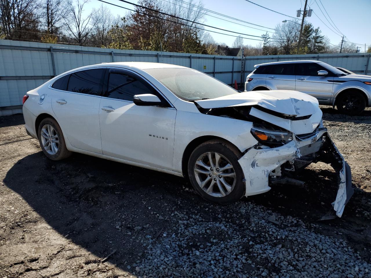 2017 CHEVROLET MALIBU LT - Image 4