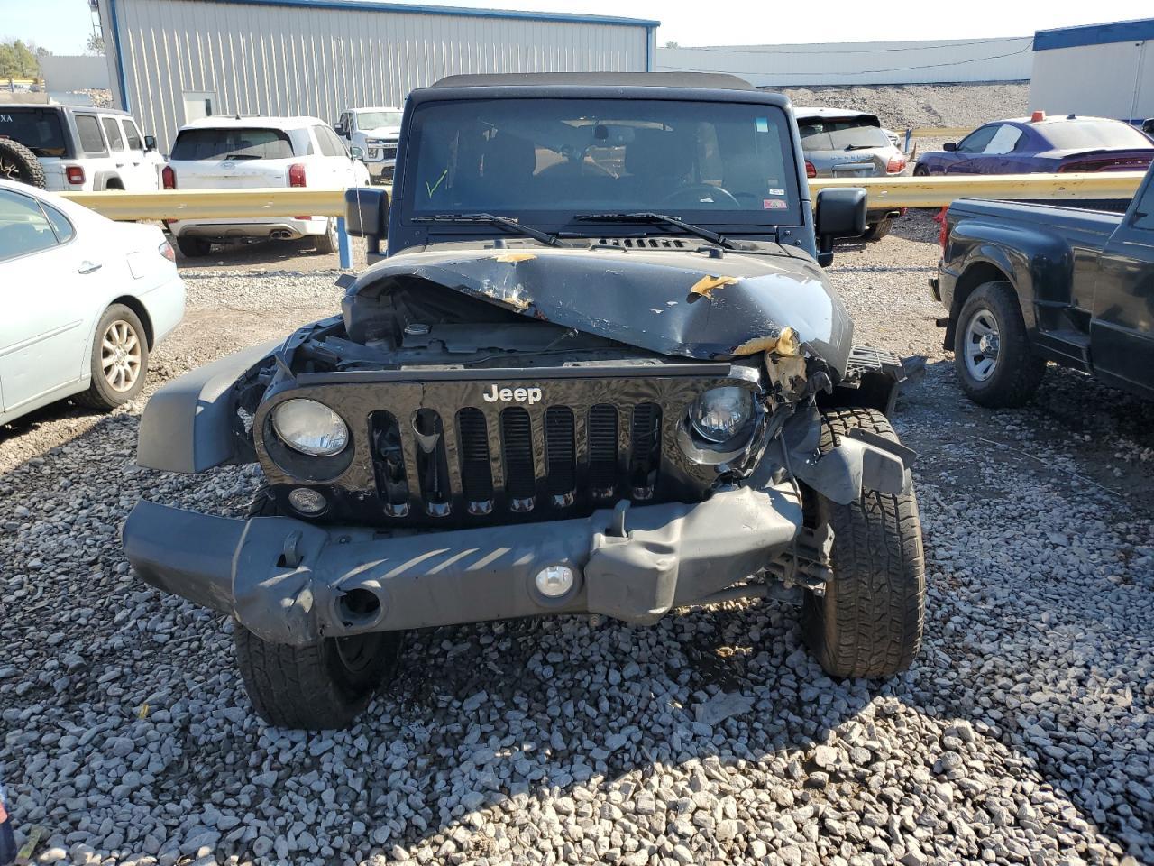 2015 JEEP WRANGLER U - Фото 5