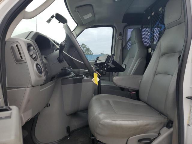 2013 Ford Econoline E250 Van - Фото 7