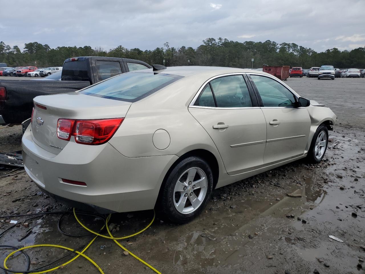 2015 CHEVROLET MALIBU LS - Image 3
