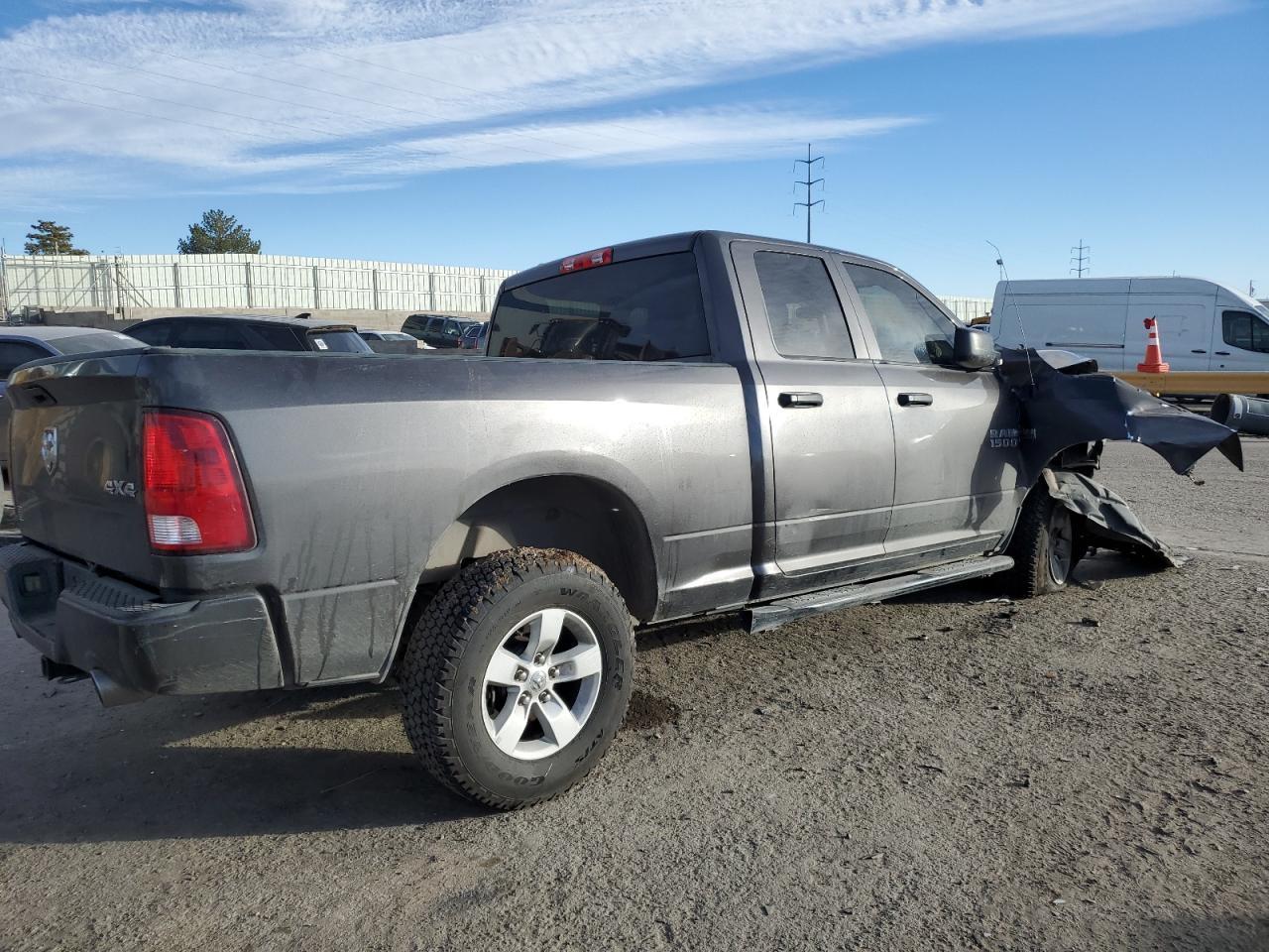 2018 RAM 1500 ST - Фото 3