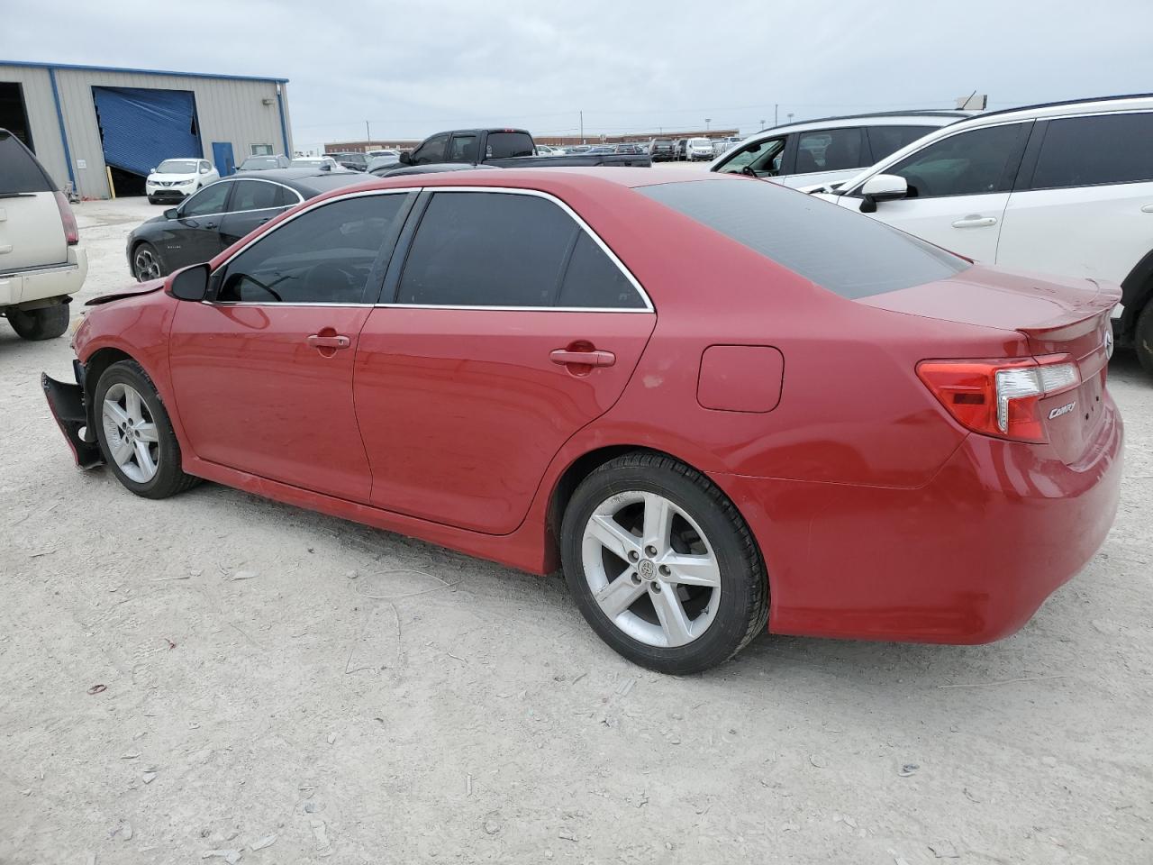 2014 TOYOTA CAMRY L - Image 2