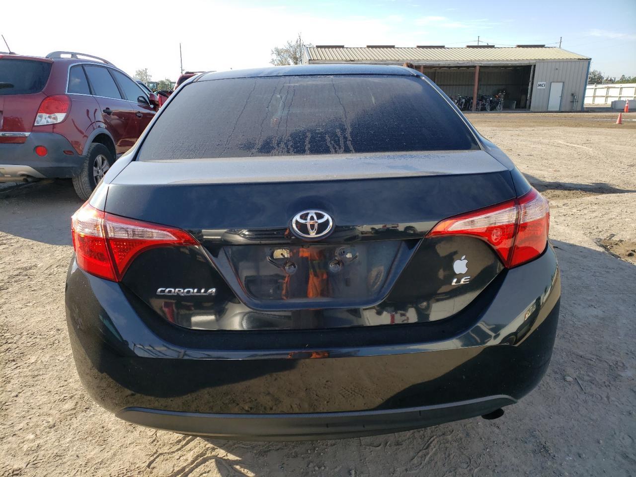 2018 TOYOTA COROLLA L - Image 6