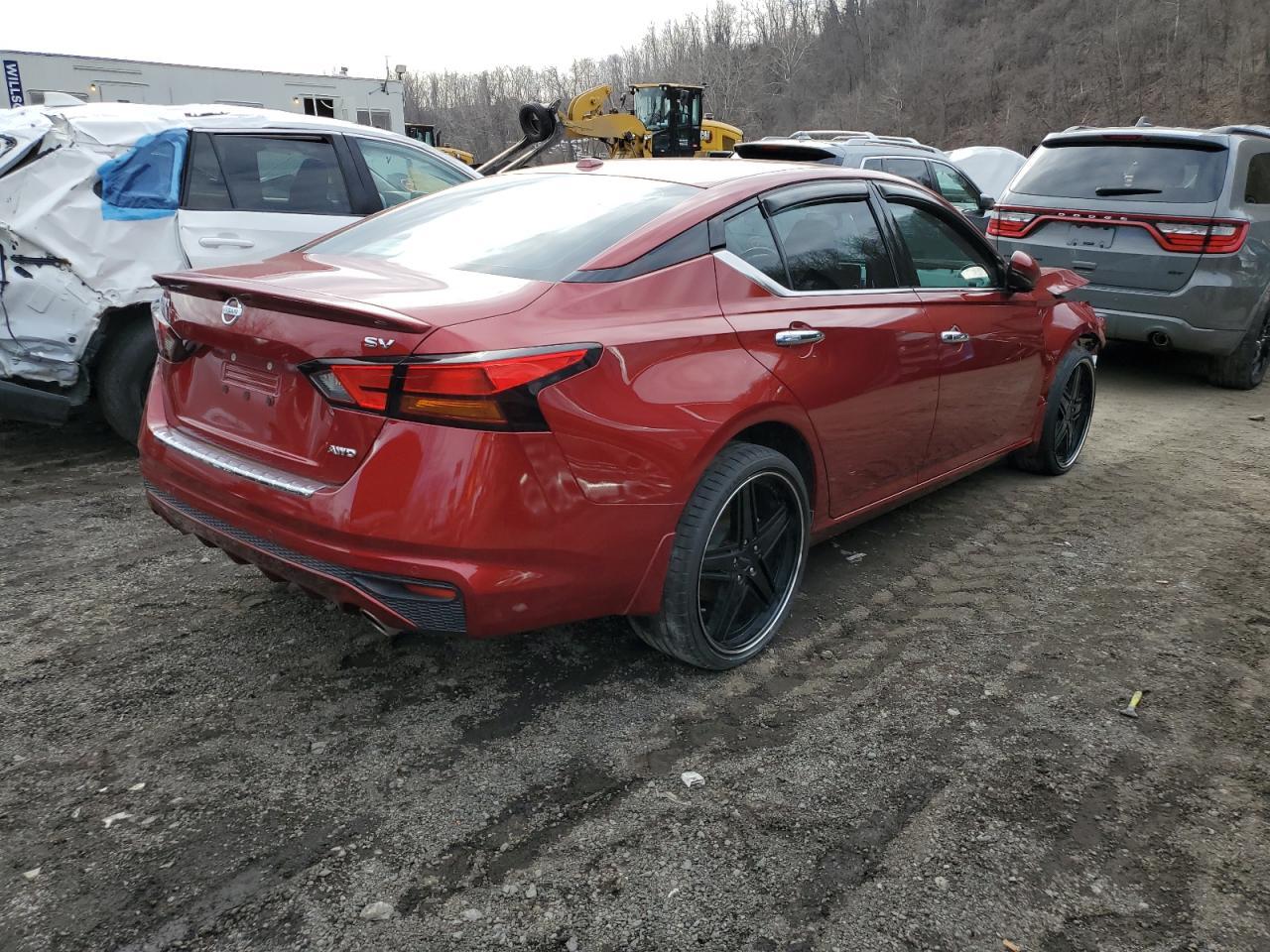 2020 NISSAN ALTIMA SV - Фото 3