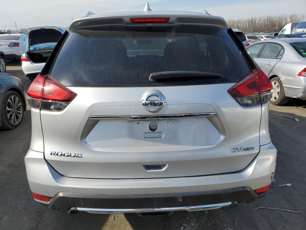 2017 NISSAN ROGUE S - Image 6