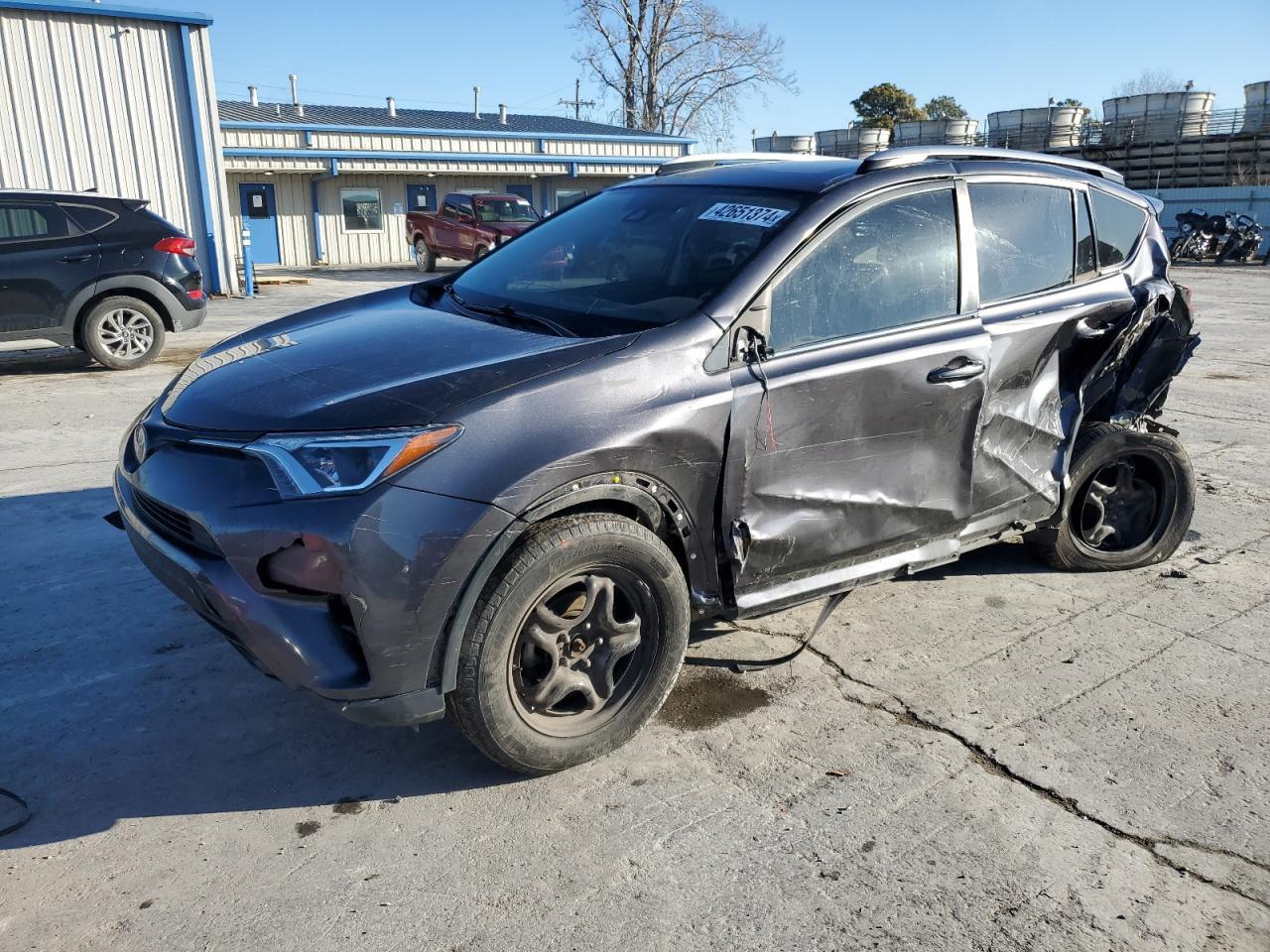 2018 TOYOTA RAV4 LE