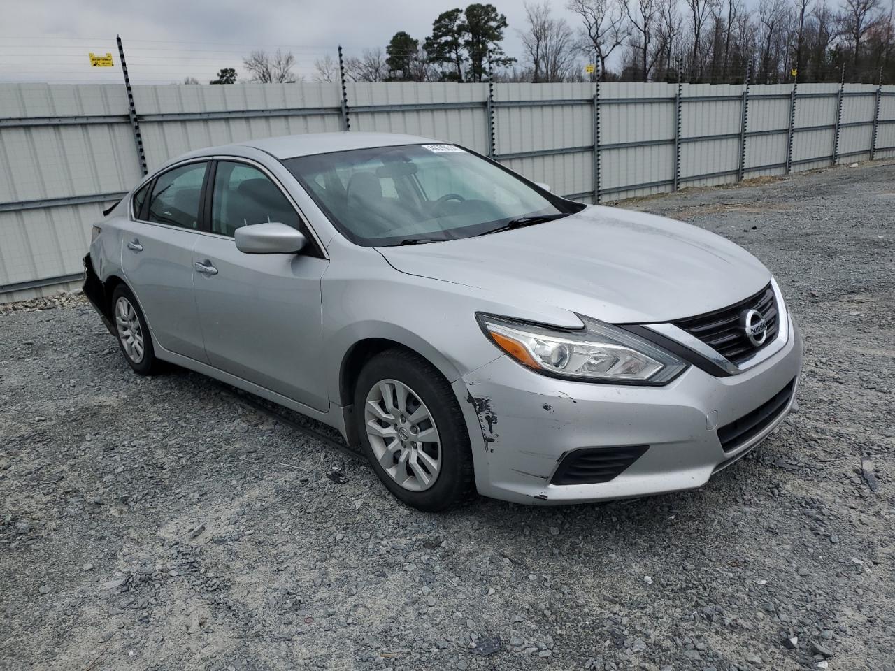 2017 NISSAN ALTIMA 2.5 - Image 4