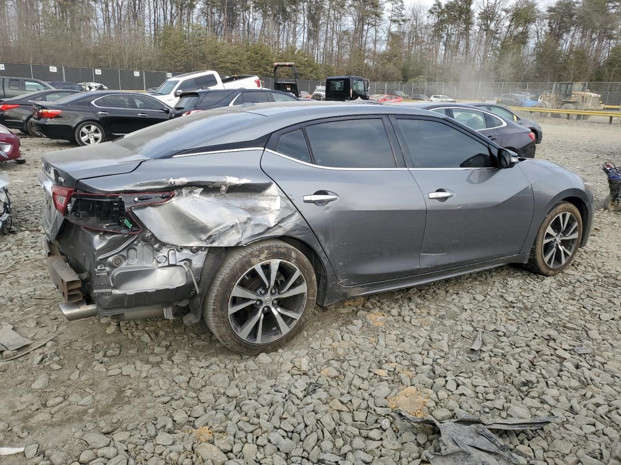 2016 NISSAN MAXIMA 3.5 - Фото 3