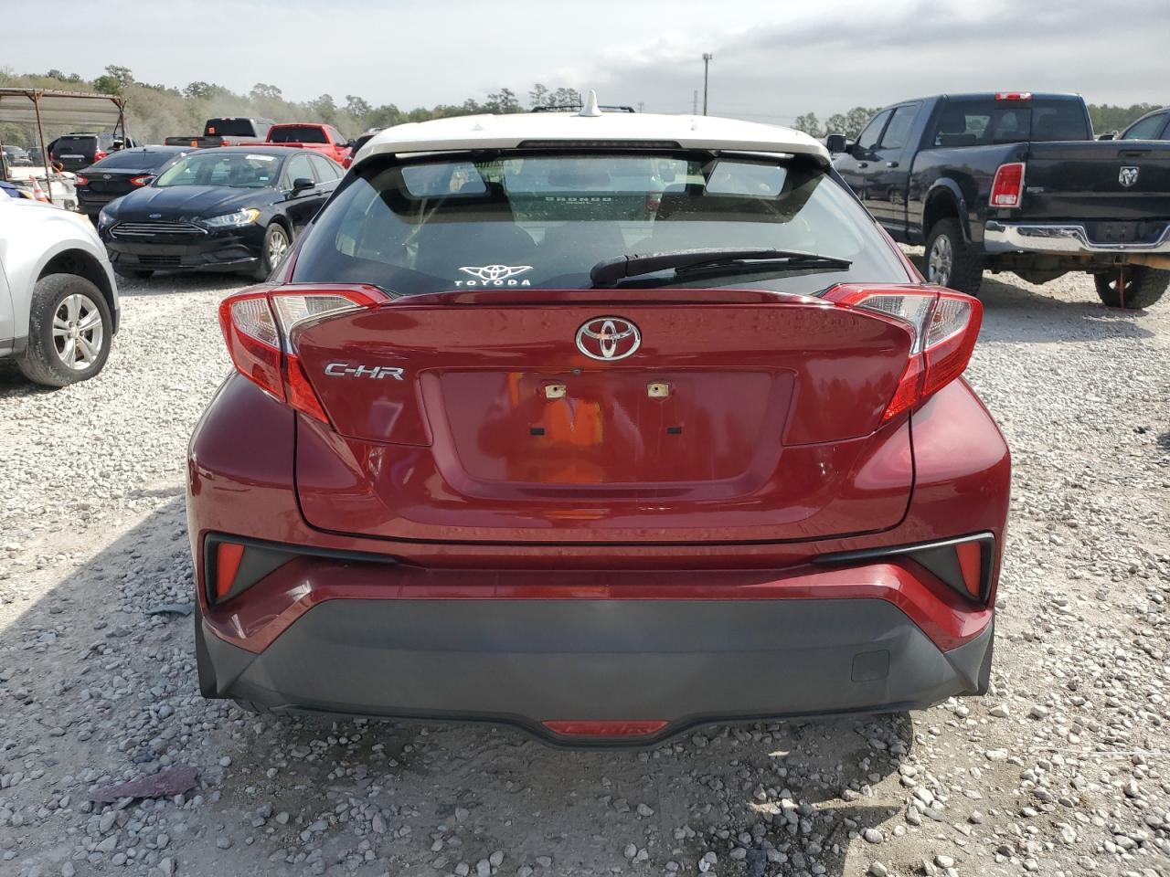 2018 TOYOTA C-HR XLE - Фото 6