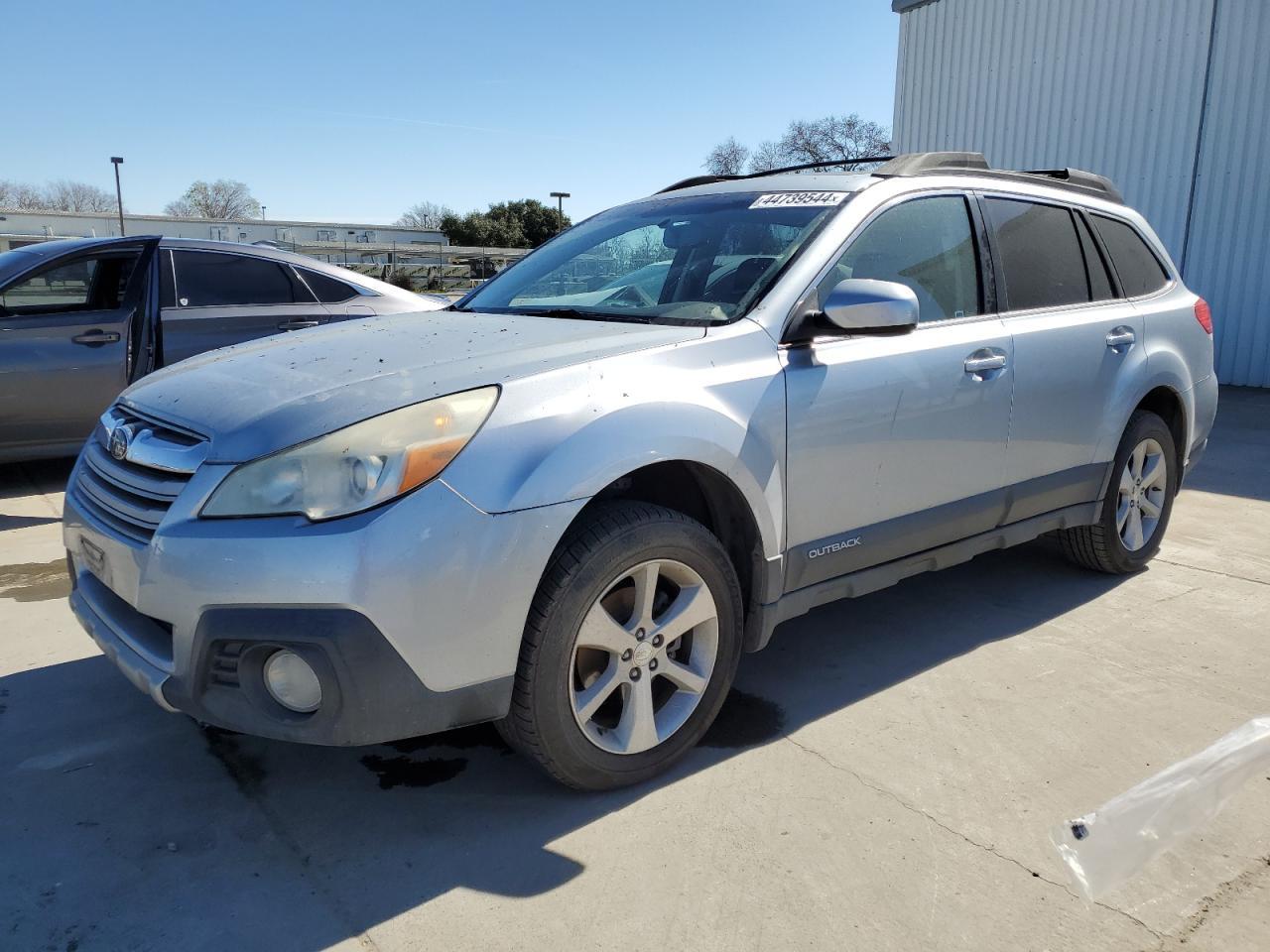 2013 SUBARU OUTBACK 2. car image