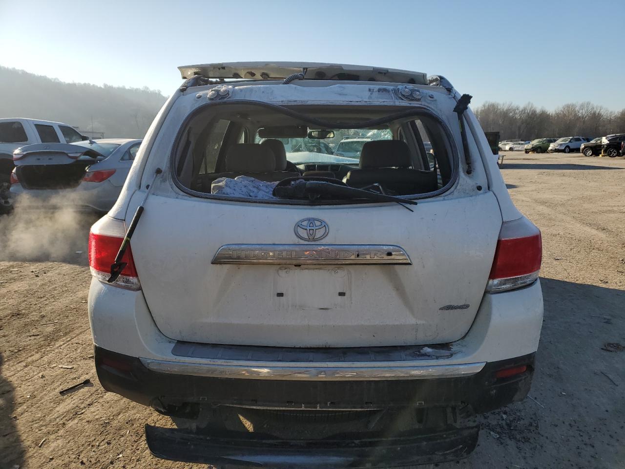 2012 TOYOTA HIGHLANDER - Image 6