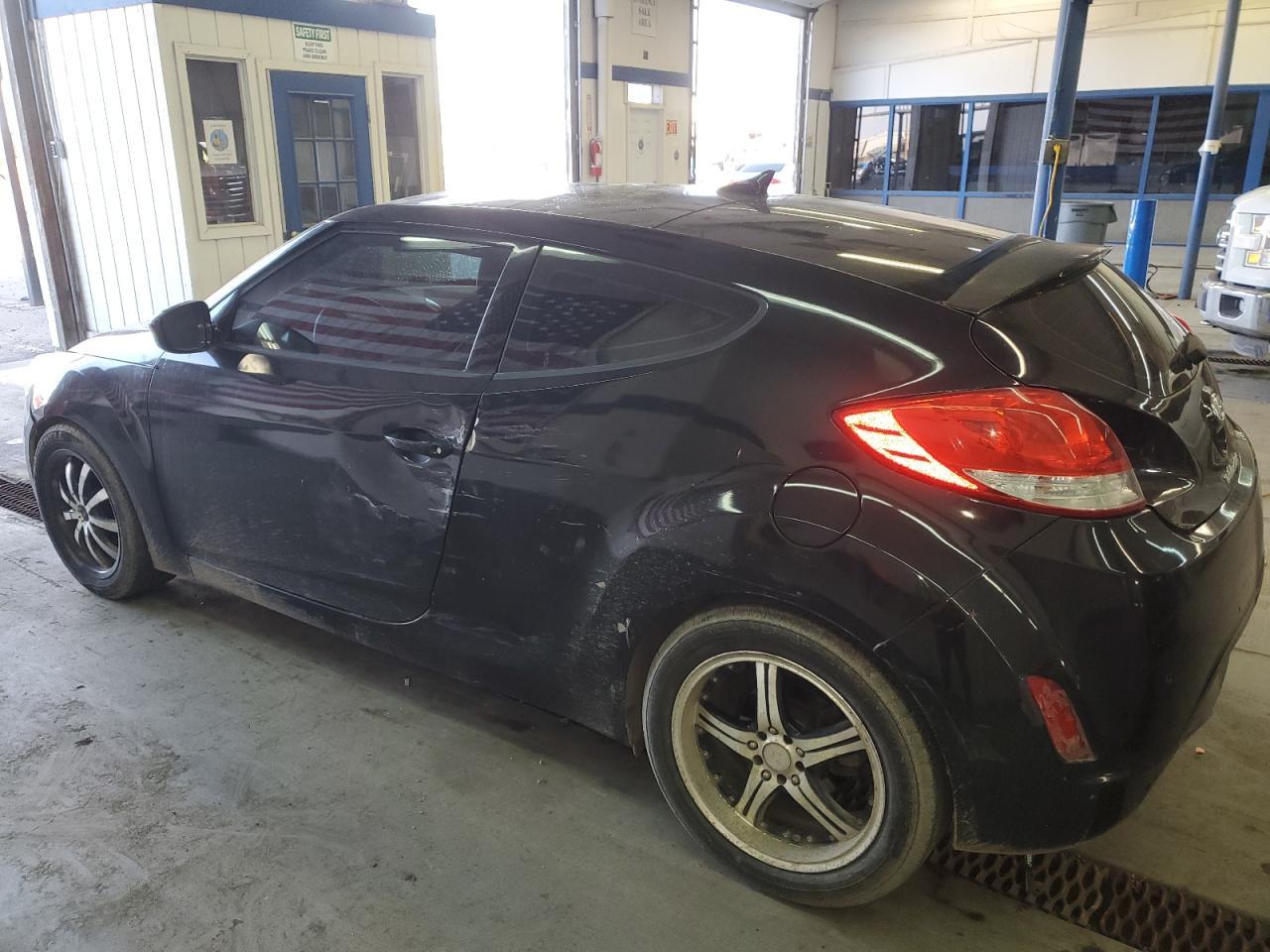 2013 HYUNDAI VELOSTER - Фото 2