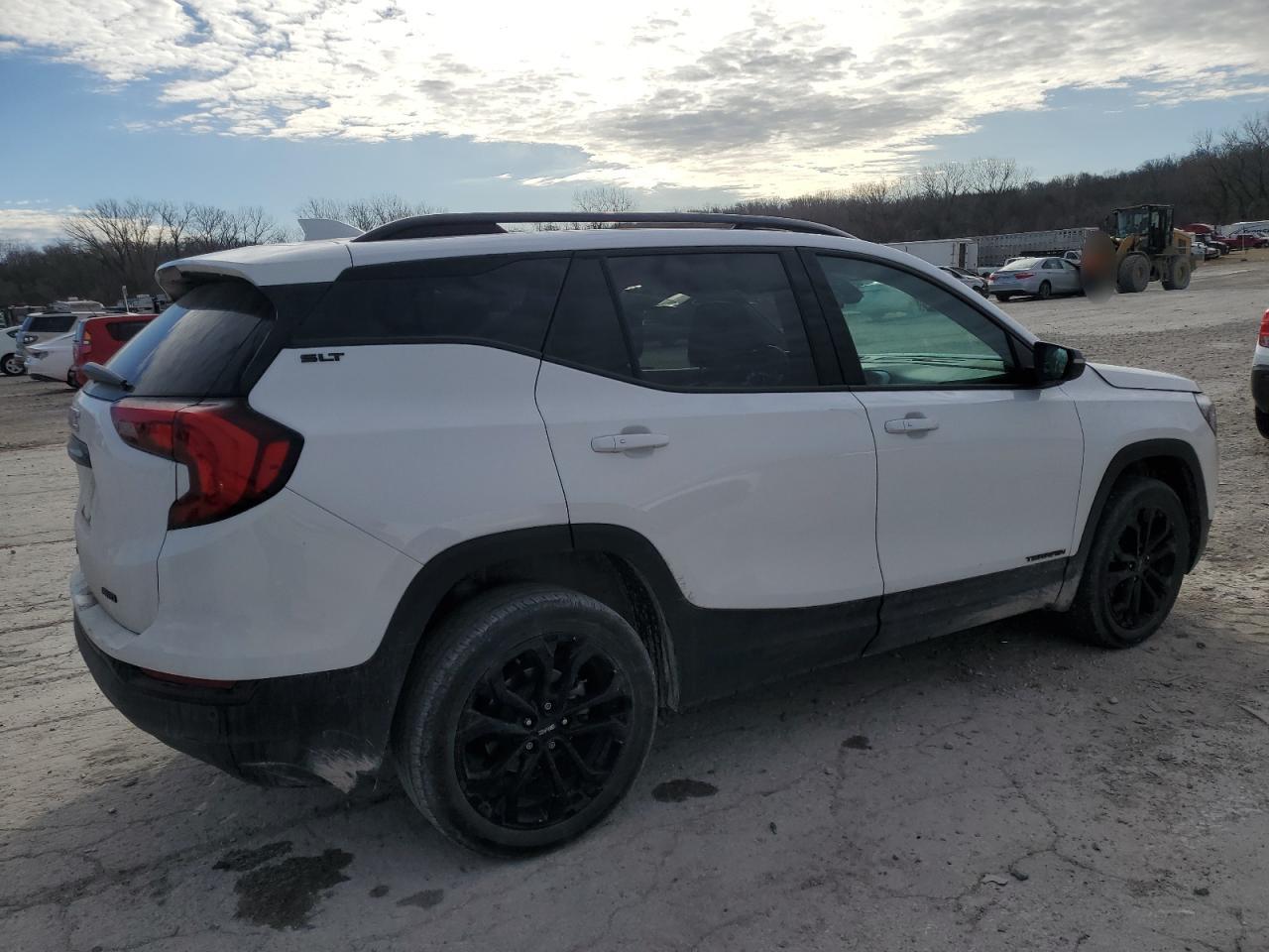 2021 GMC TERRAIN SL - Фото 3