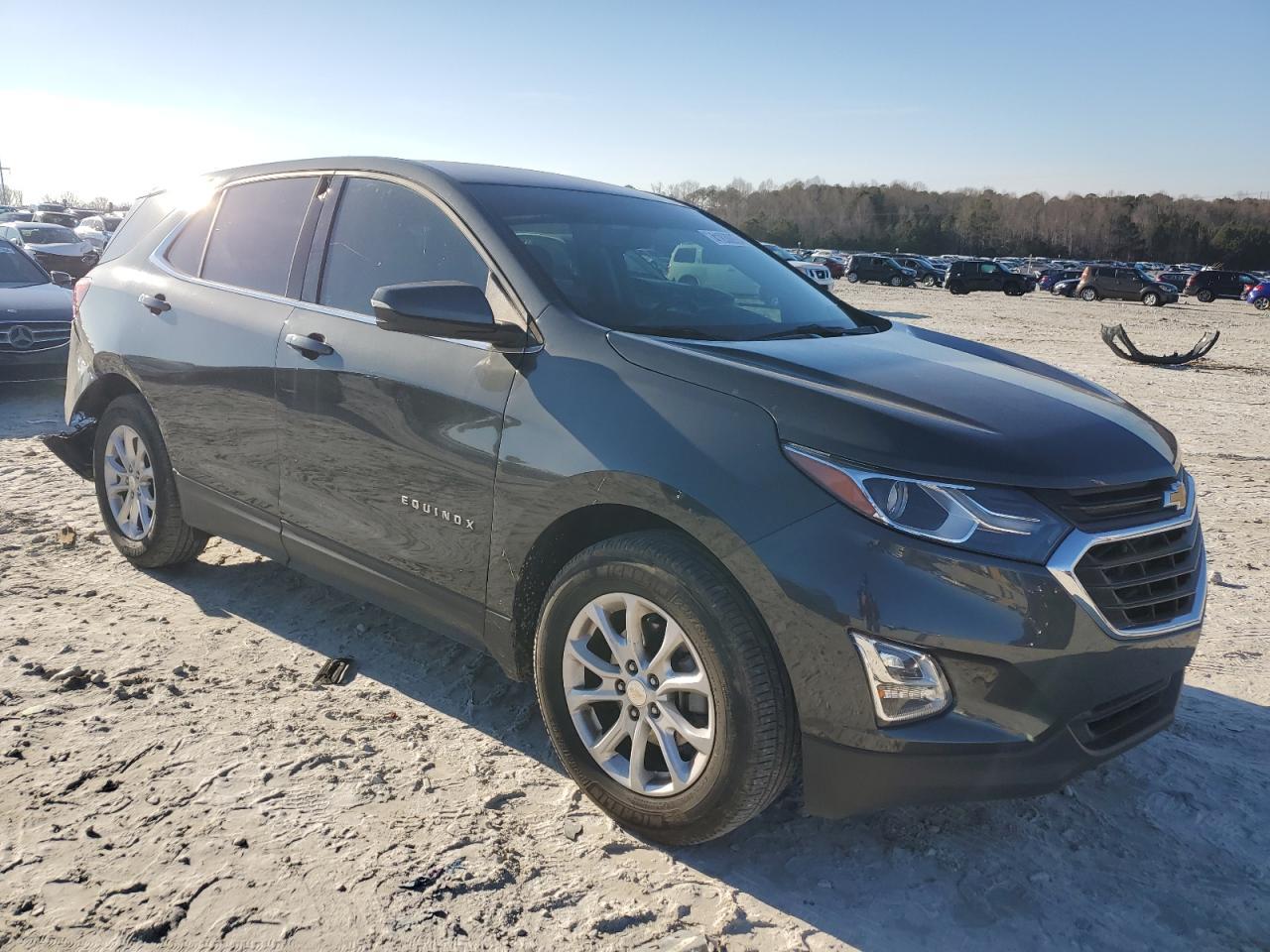 2019 CHEVROLET EQUINOX LT - Image 4