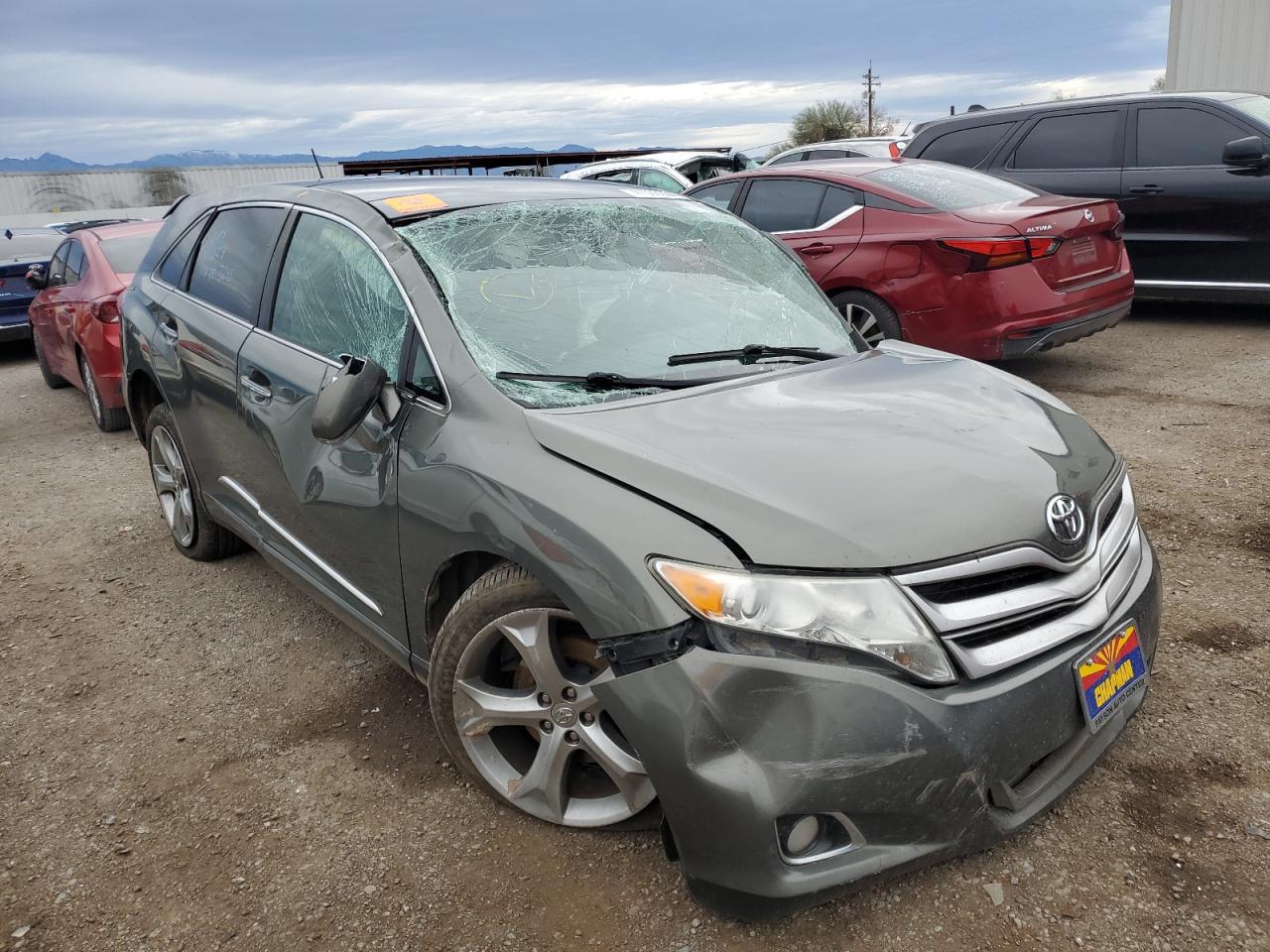 2014 TOYOTA VENZA LE - Image 4