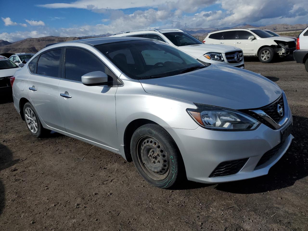 2017 NISSAN SENTRA S - Фото 4