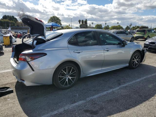 2022 Toyota Camry Night Shade - Фото 3