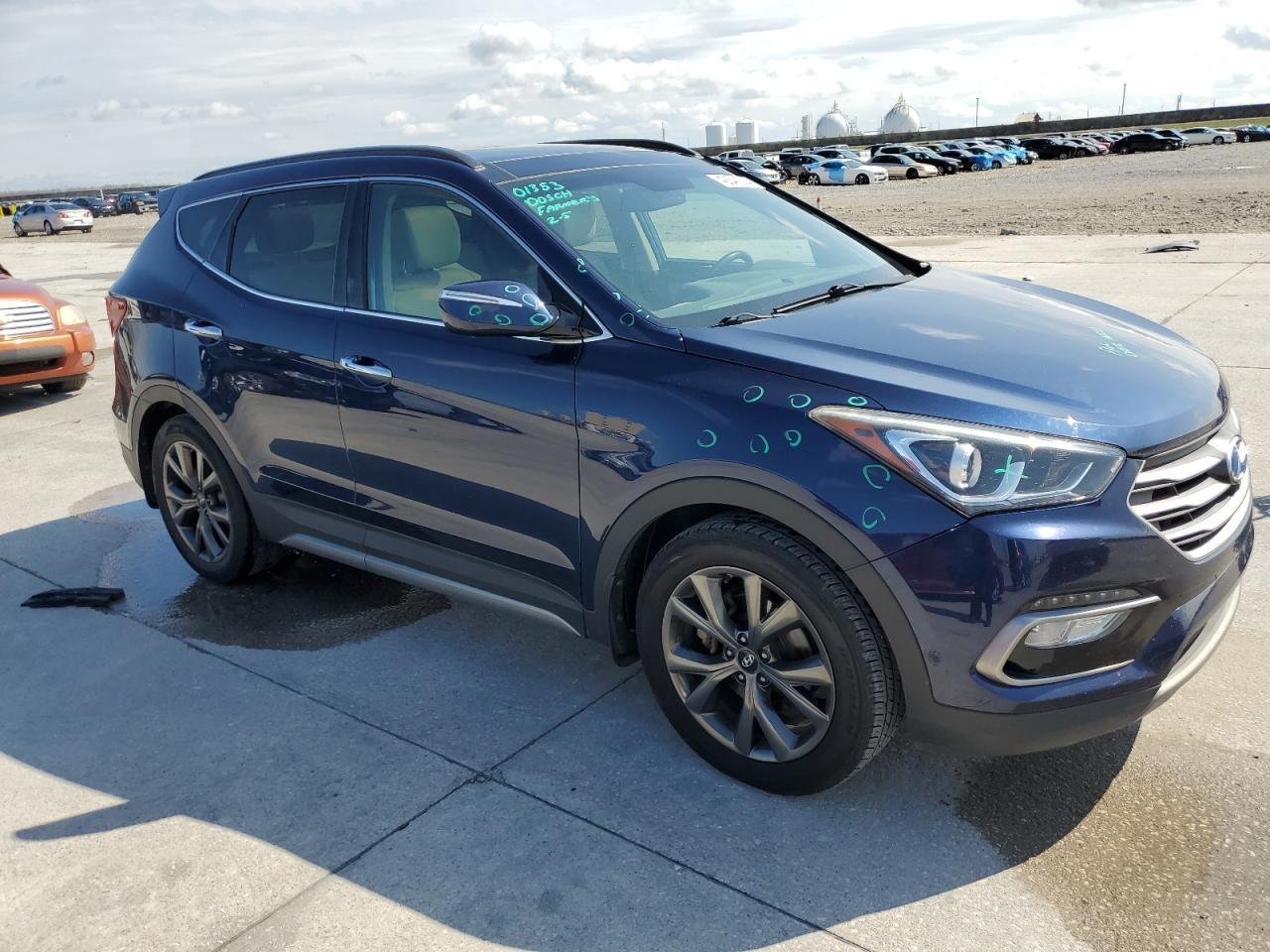 2017 HYUNDAI SANTA FE S - Image 4