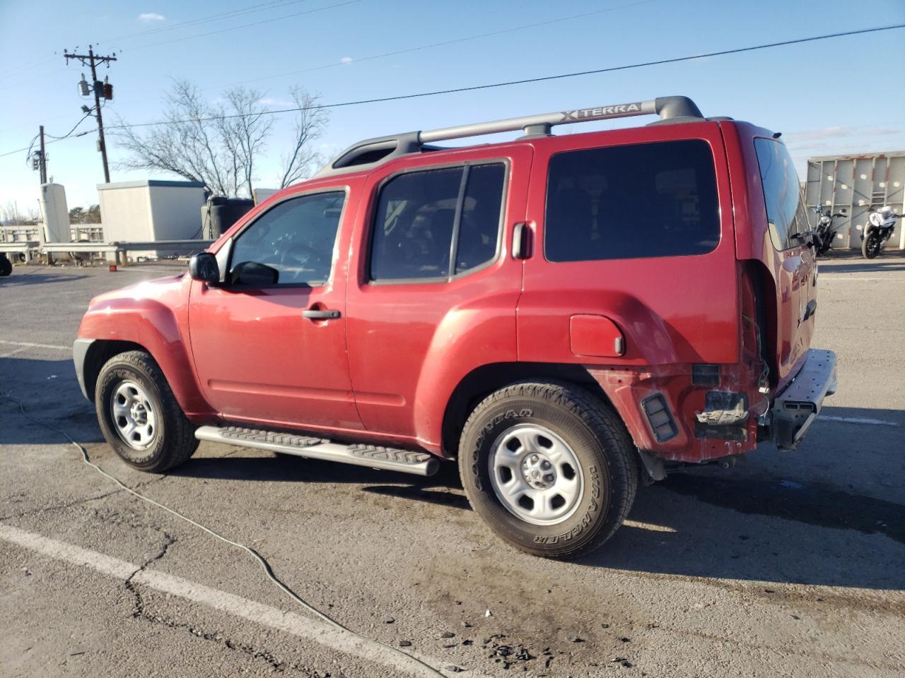 2015 NISSAN XTERRA X - Фото 2