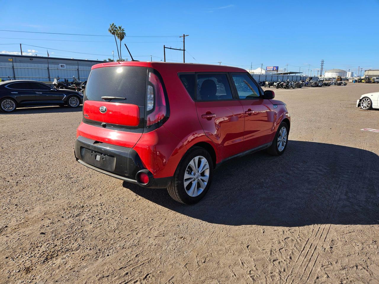 2016 KIA SOUL + - Image 4