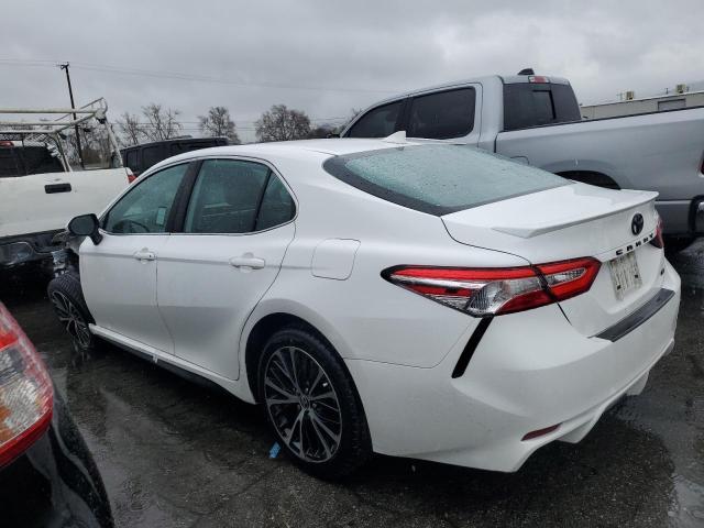 2020 Toyota Camry Se - Фото 2