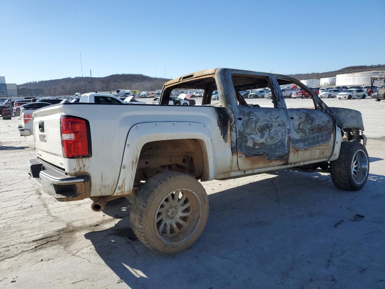 2014 GMC SIERRA K15 - Фото 3