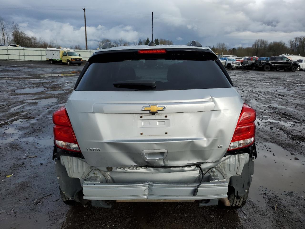 2019 CHEVROLET TRAX 1LT - Фото 6