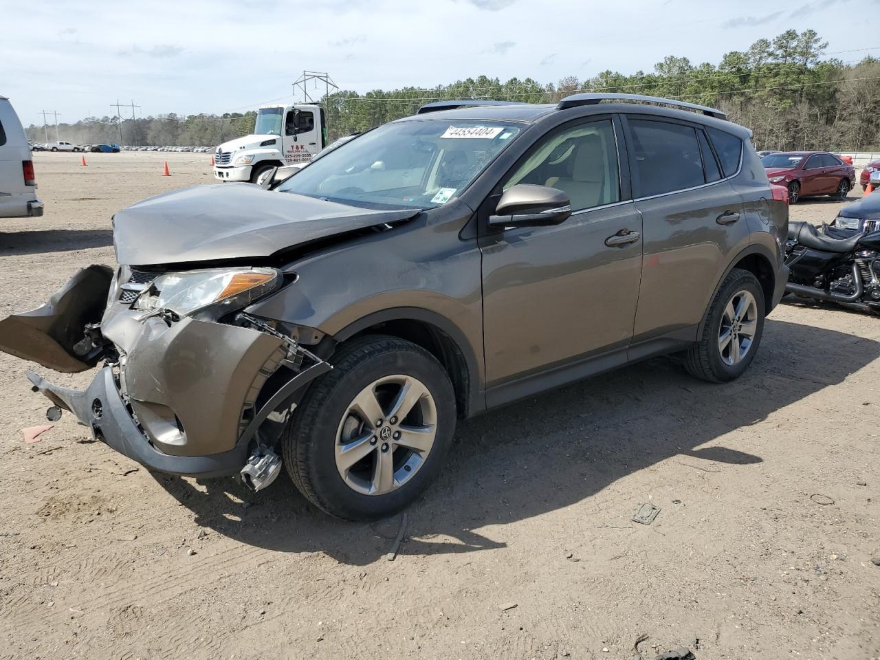 2015 TOYOTA RAV4 XLE