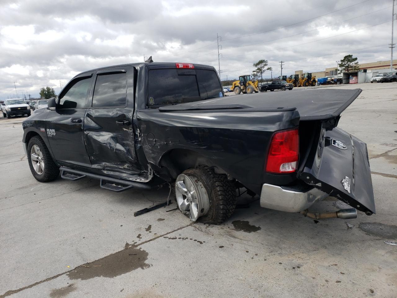 2019 RAM 1500 CLASS - Image 2