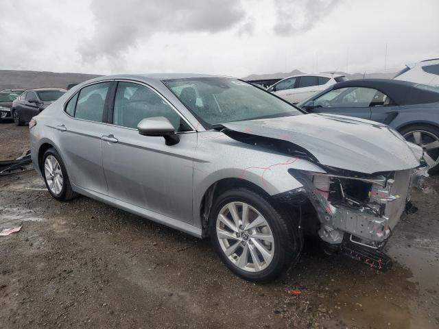 2023 Toyota Camry Le - Фото 4