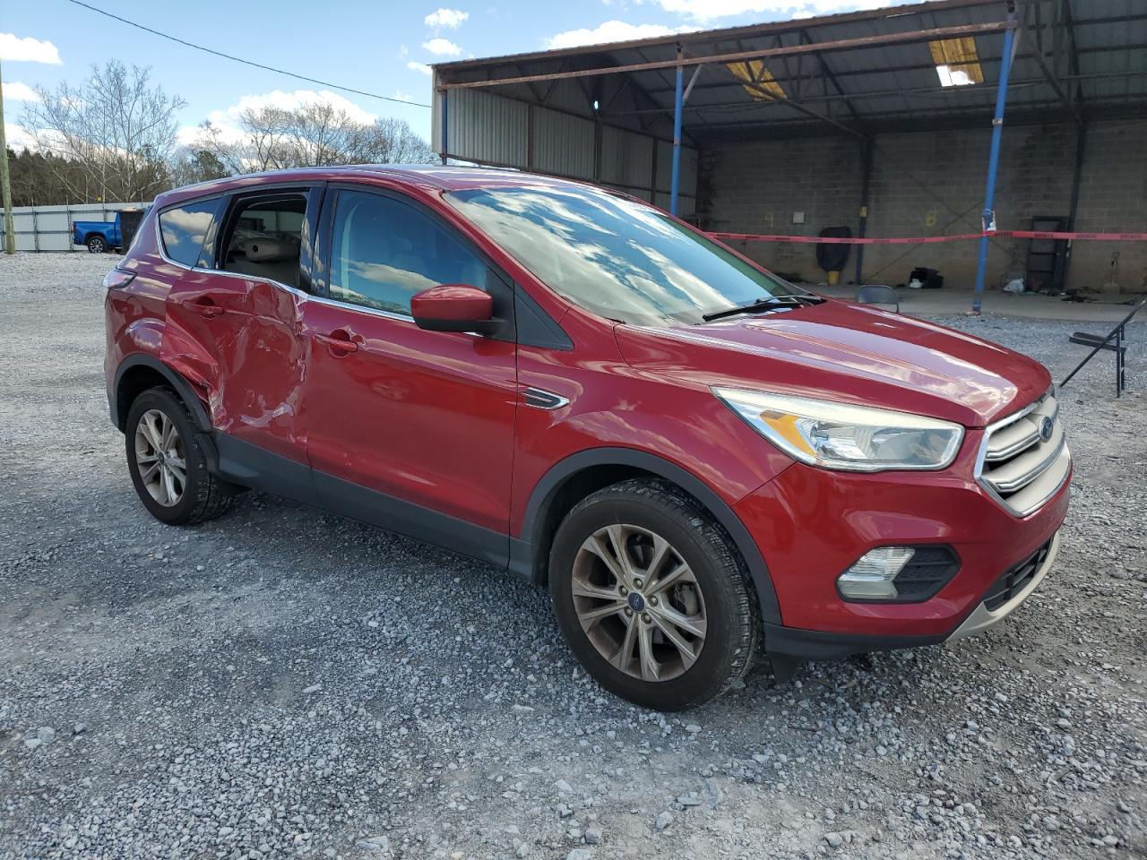 2017 FORD ESCAPE SE - Фото 4