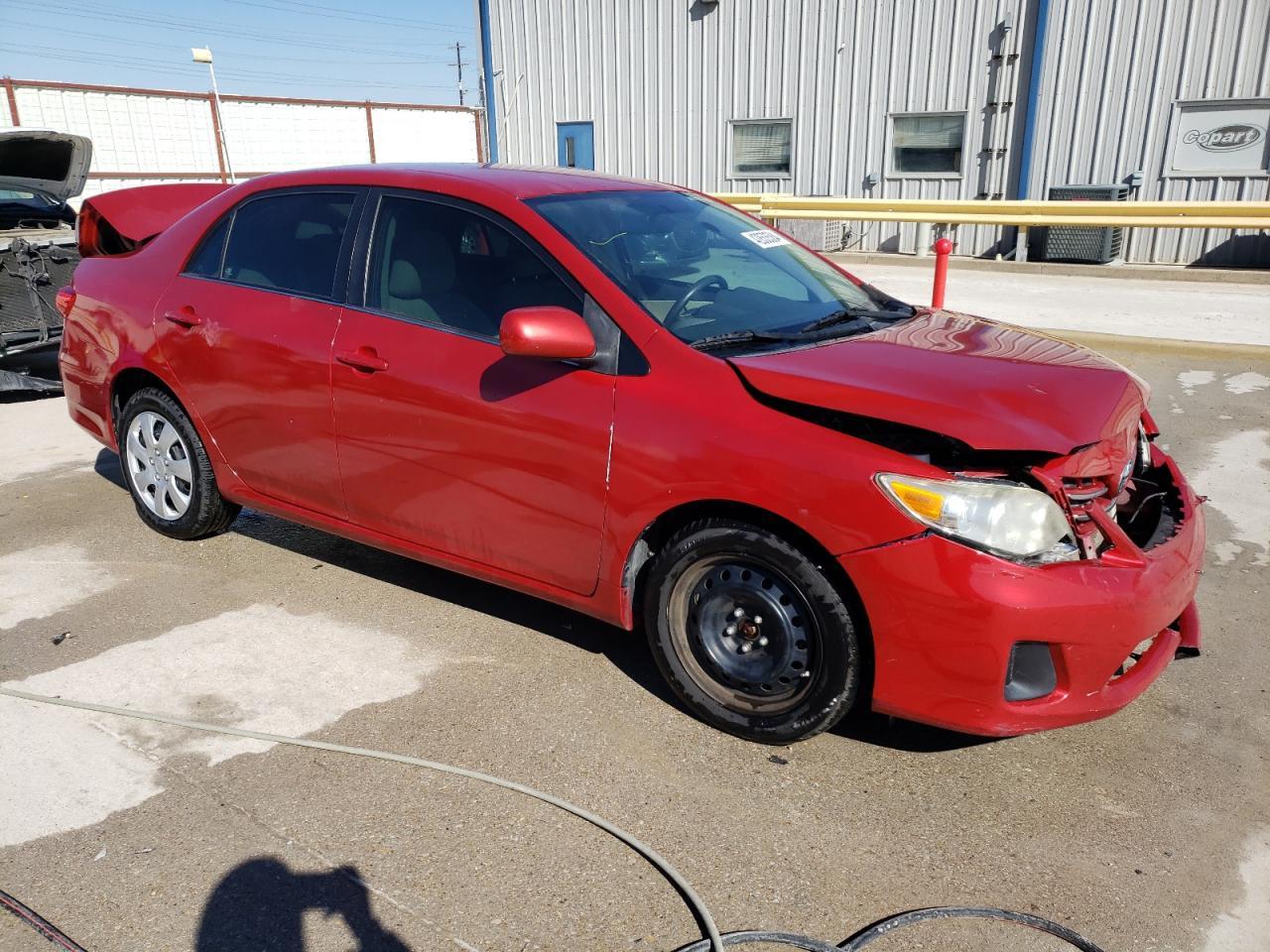 2013 TOYOTA COROLLA BA - Фото 4