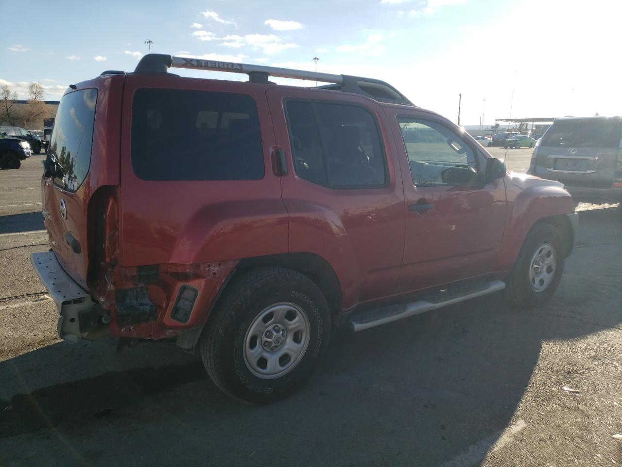 2015 NISSAN XTERRA X - Фото 3