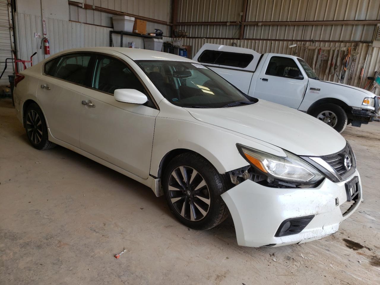 2016 NISSAN ALTIMA 2.5 - Фото 4