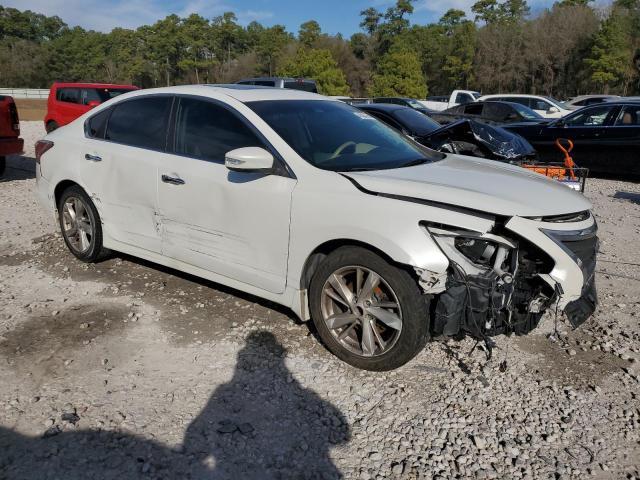 2015 Nissan Altima 2.5 - Image 4
