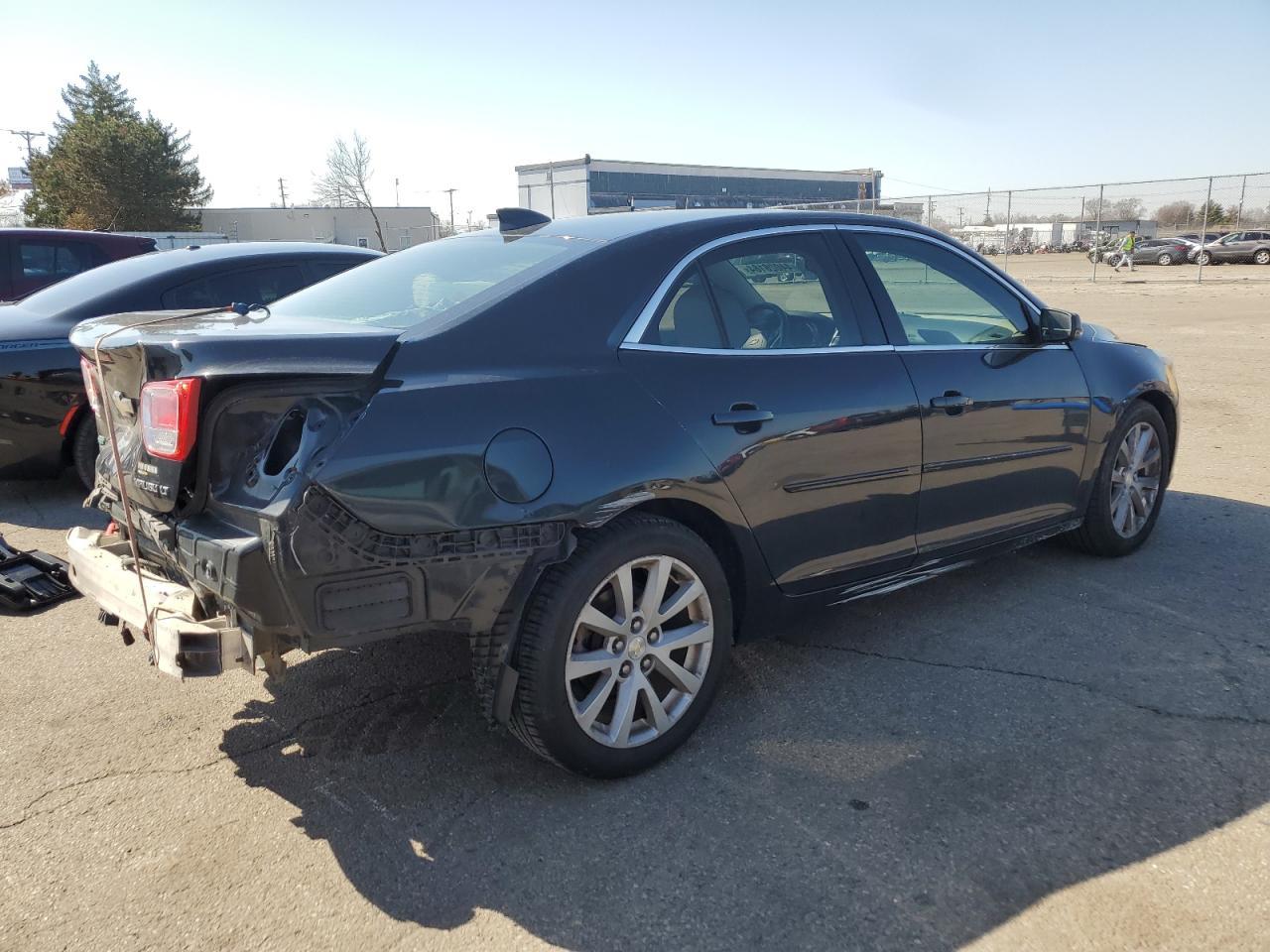 2015 CHEVROLET MALIBU 2LT - Image 3
